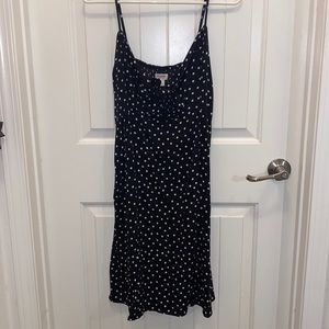 Polka dot dress with front tie.
